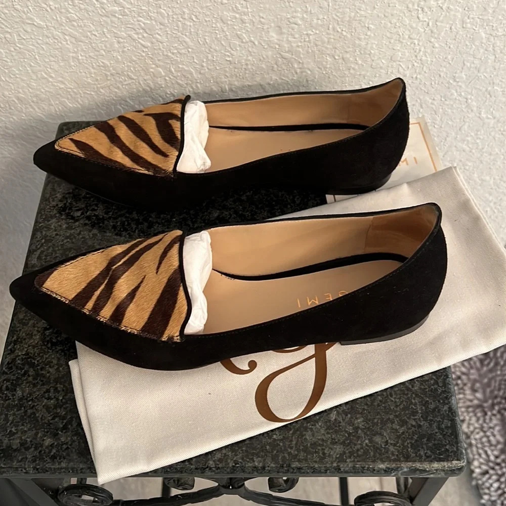 M.Gemi Suede Flats - Picture 9 of 9